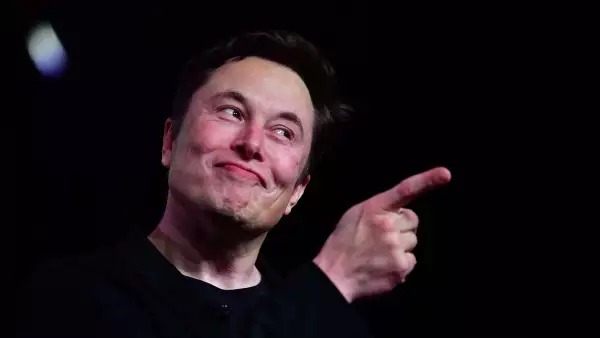Elon Musk critica al metaverso