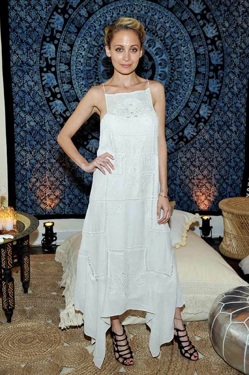 ¿Coincidencia? Nicole Richie también eligió el mismo diseño.