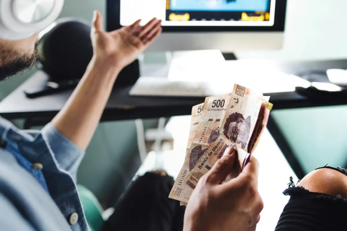 ¿Qué son las Siefores y cómo deciden invertir los recursos de tu afore?