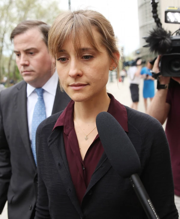 Allison Mack.