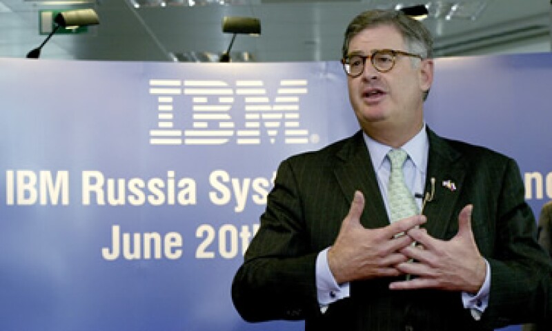 Sam Palmisano, abandonó los negocios de márgenes bajos, incluido el de computadoras personales durante el tiempo en el que ha estado al frente de IBM. (Foto: Thinkstock)