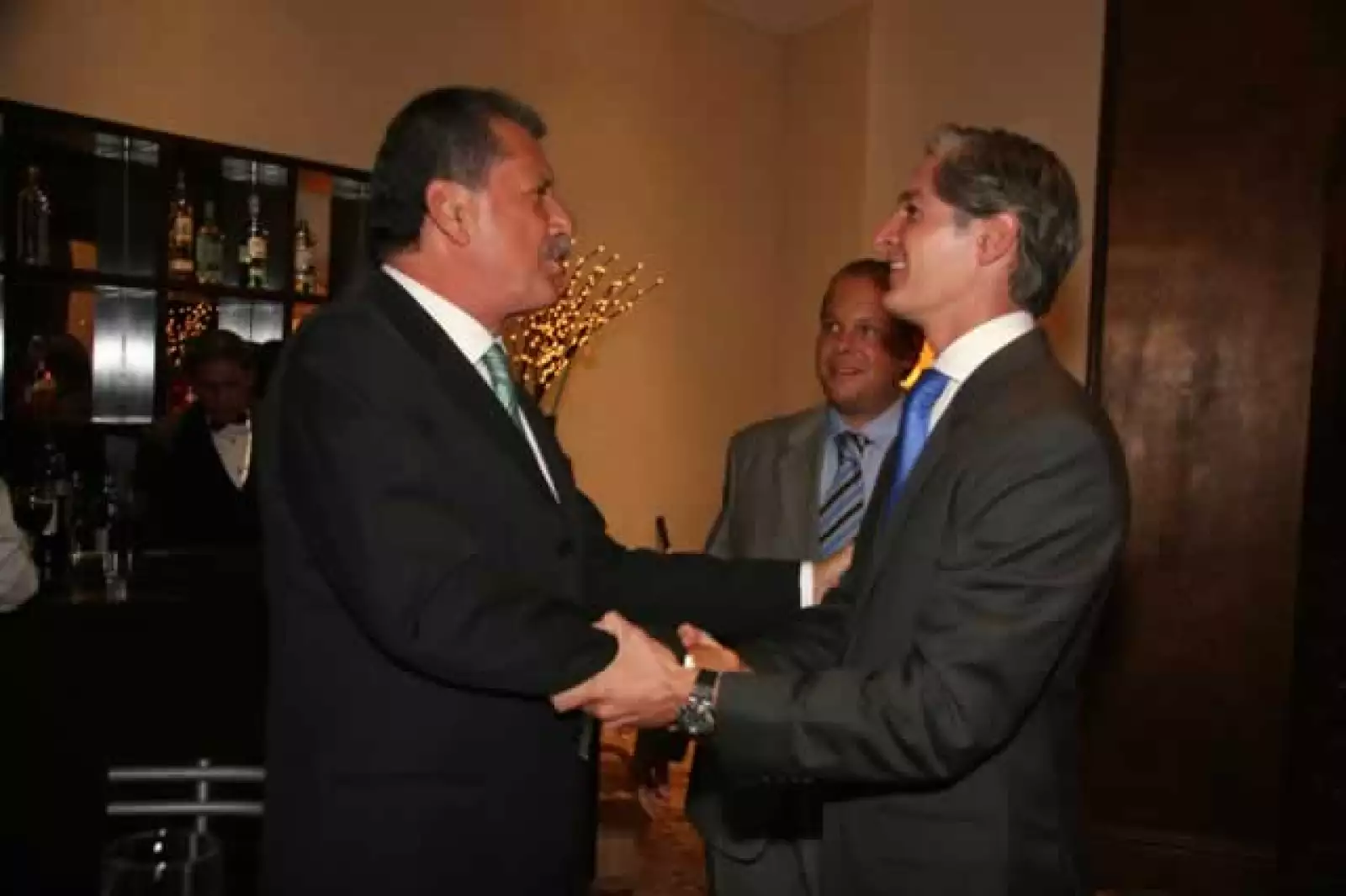 Premio Anáhuac a Laura Barrera Fortoul (Directora General DIF Edo. de México)