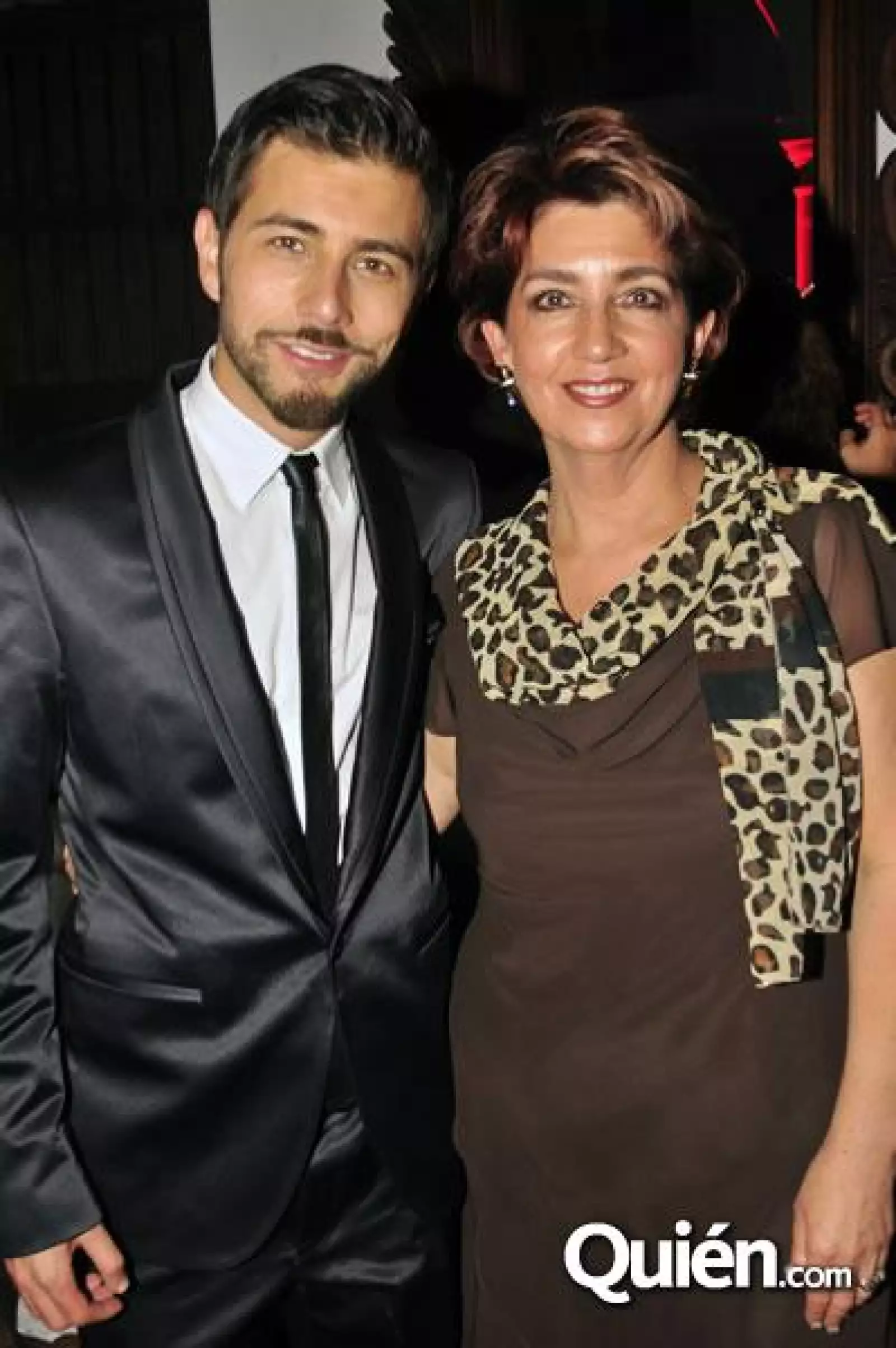 Presentación de la serie MORIR EN MARTES