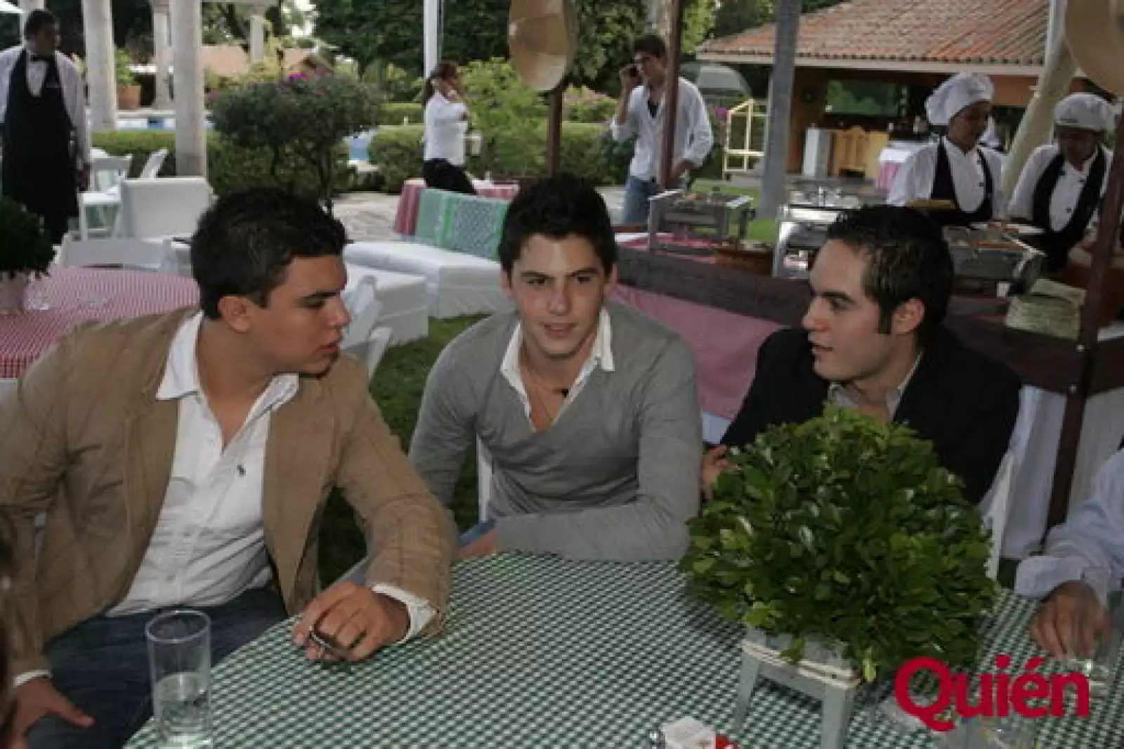 Manuel Izurrieta, Armando Gómez, Alfonso Gómez