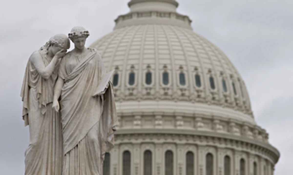 A los representantes se les pidió volver a Washington. (Foto: AP)