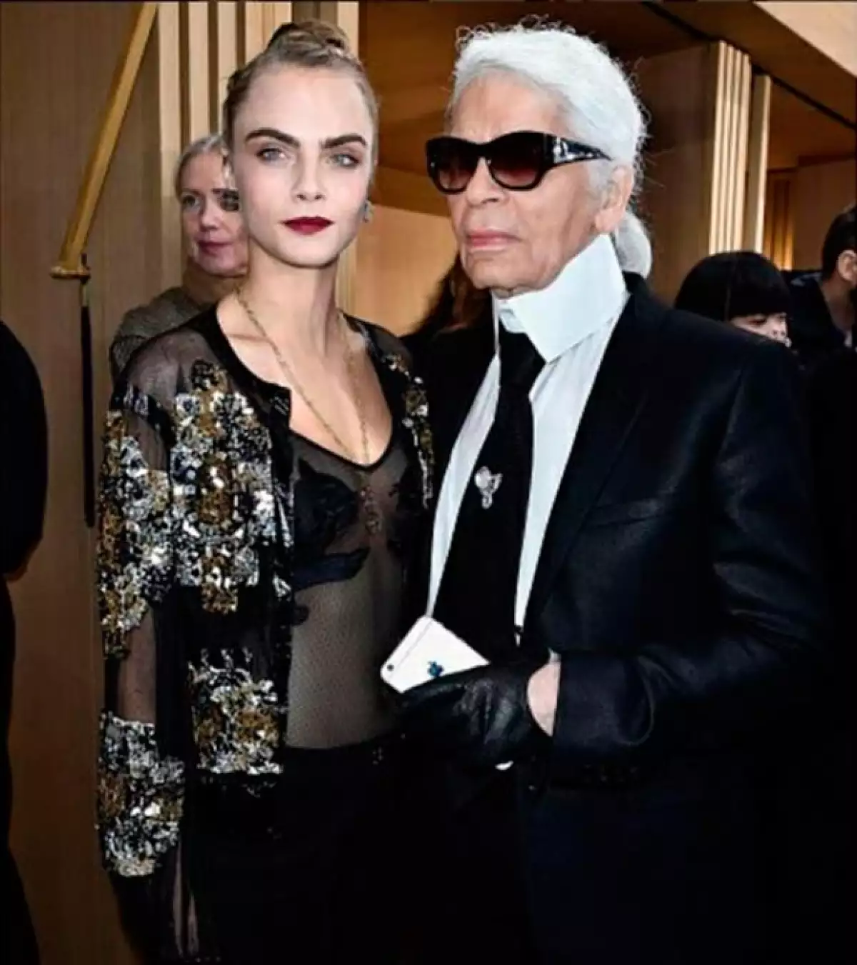 Cara es una de las musas de Karl Lagerfeld.