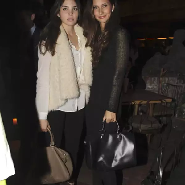 Pamela García,Paola Martínez