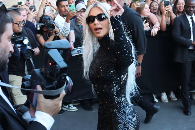 Balenciaga : Dinner Outside Arrivals - Paris Fashion Week - Haute Couture Fall Winter 2022 2023