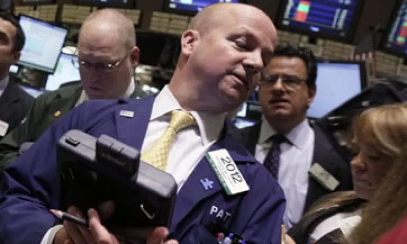 Las acciones en Estados Unidos van a la baja mientras en Grecia se debate la formación del nuevo Gobierno. (Foto: AP)