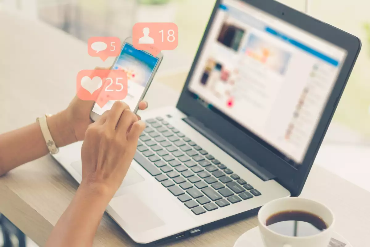 Redes sociales.