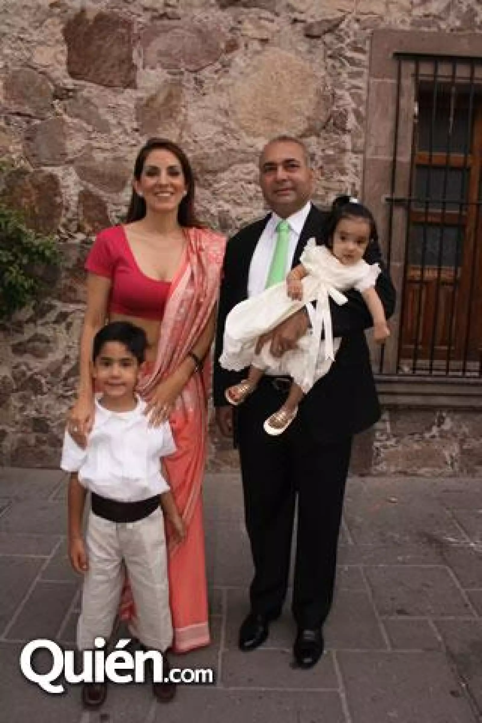 Tony,Maru Rouss,Gonzalo y María Antonia Sandhú