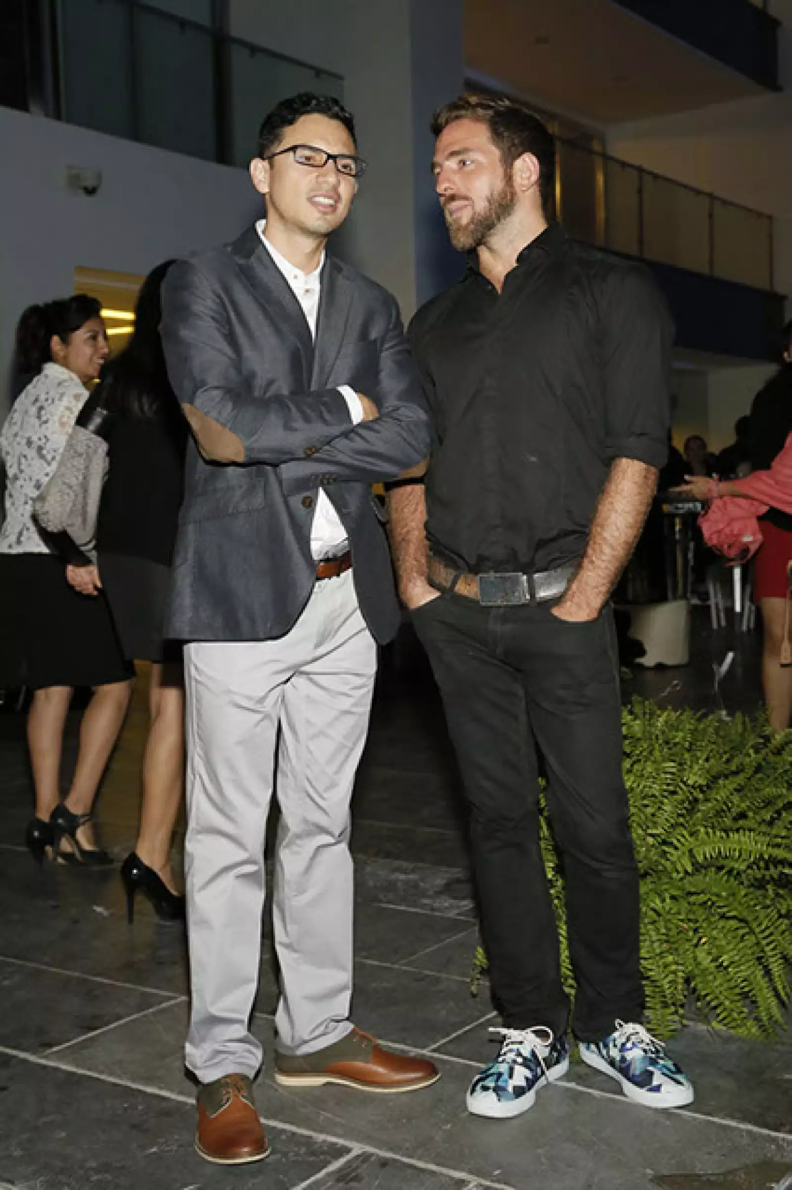 Manolo Rodríguez,Tom Middleton