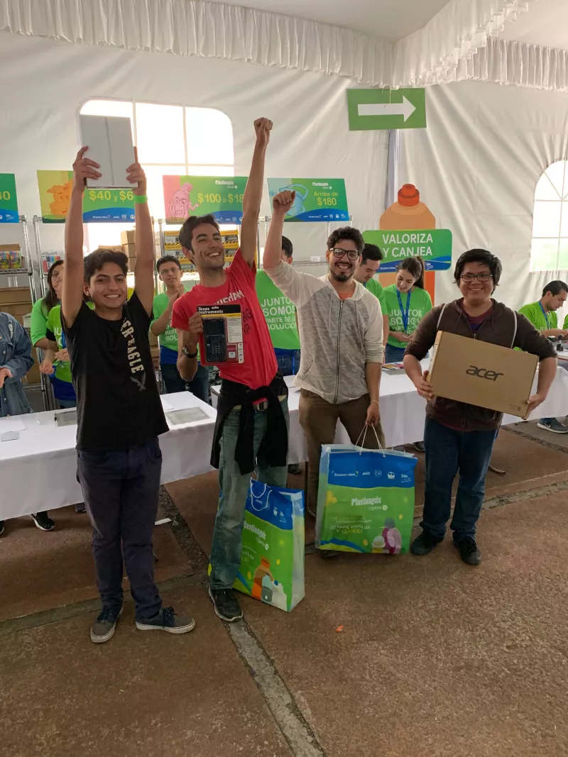 Creatividad y talento en Plastianguis 2019.