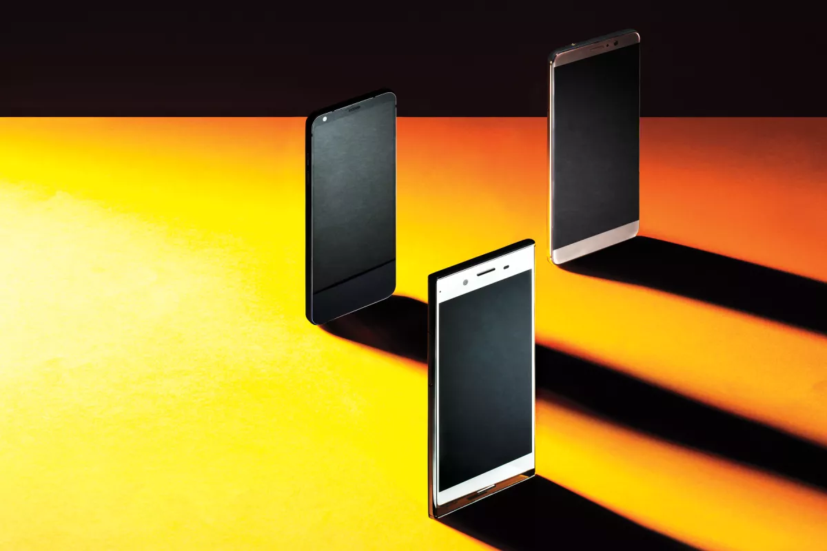 XPA1213_Futuro_Smartphone2 (1).jpg