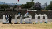Alumnos de la UNAM en Ciudad Universitaria.