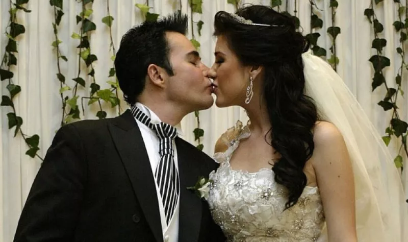 José Cantoral y Alejandra González se casaron este sábado en la iglesia de Nuestra Señora del Carmen, en San Ángel.