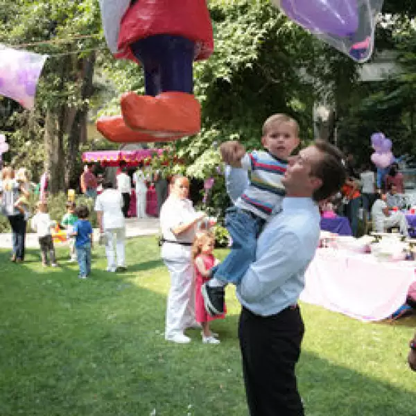 Carlos Peralta, Carlos Peralta