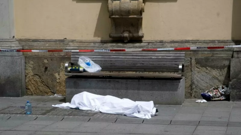 austria: Hombre arremete con auto contra multitud y mata a 3 personas