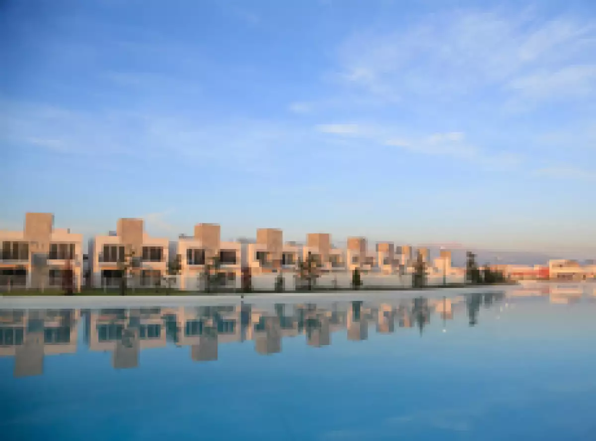P Cristal Lagoon