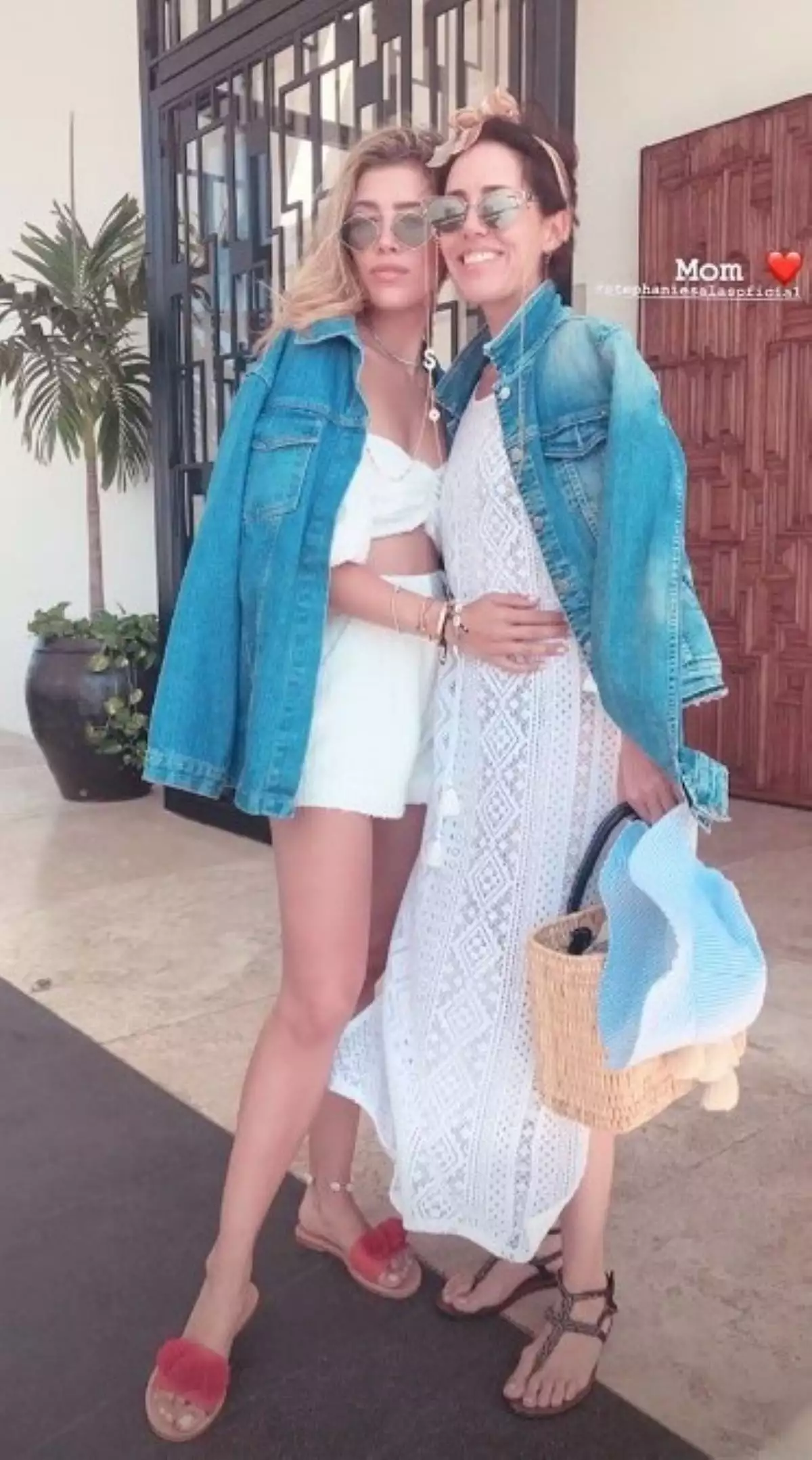 Michelle y Stephanie Salas