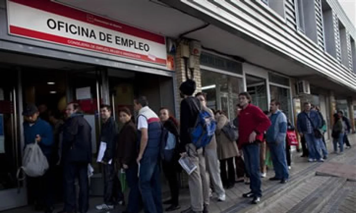 El mercado laboral ha sido golpeado por el nerviosismo financiero y el alza en la prima de riesgo española. (Foto: AP)