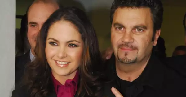 A lucero le han inventado romances y a Manuel una hija fuera del matrimonio.