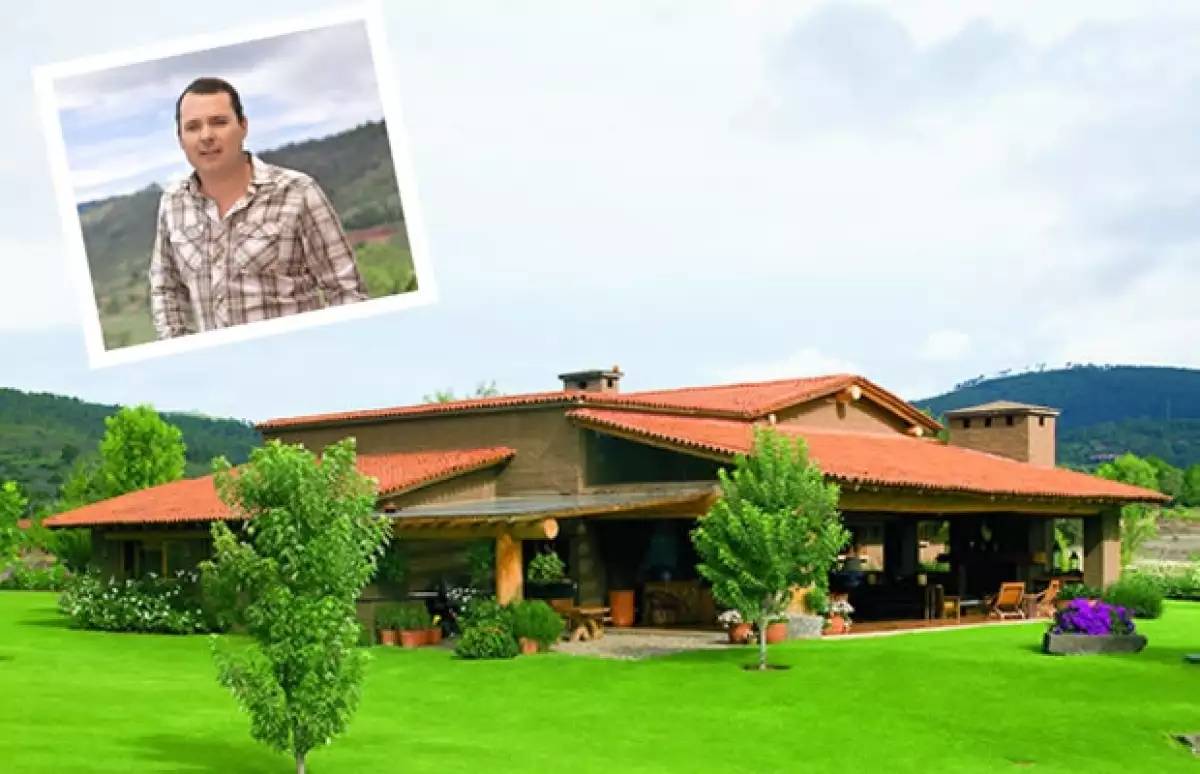 Casa de Javier Ochoa, el arquitecto responsable de construir algunas de las casas más bellas en este paraíso de la sierra de Jalisco.