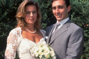 Oficialmente, la princesa sólo duró un año casada con su guardaespaldas.