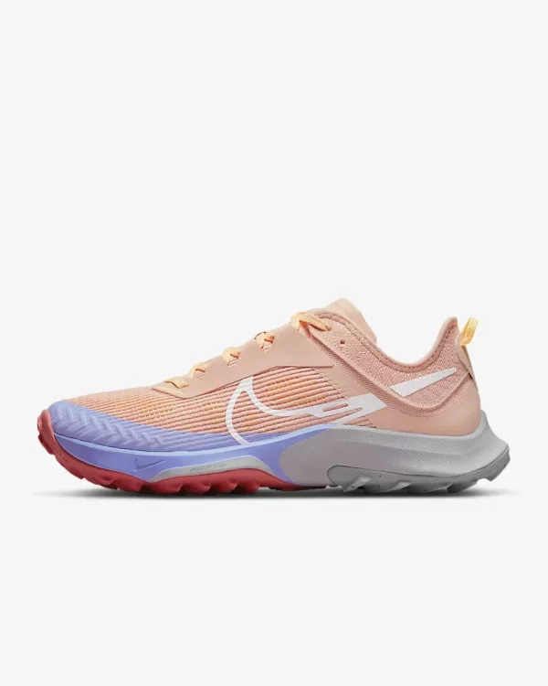 NIKE.jpg