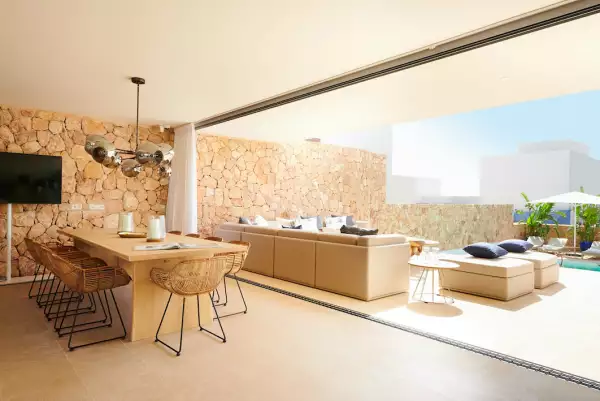 sotheby's-ibiza-comedor