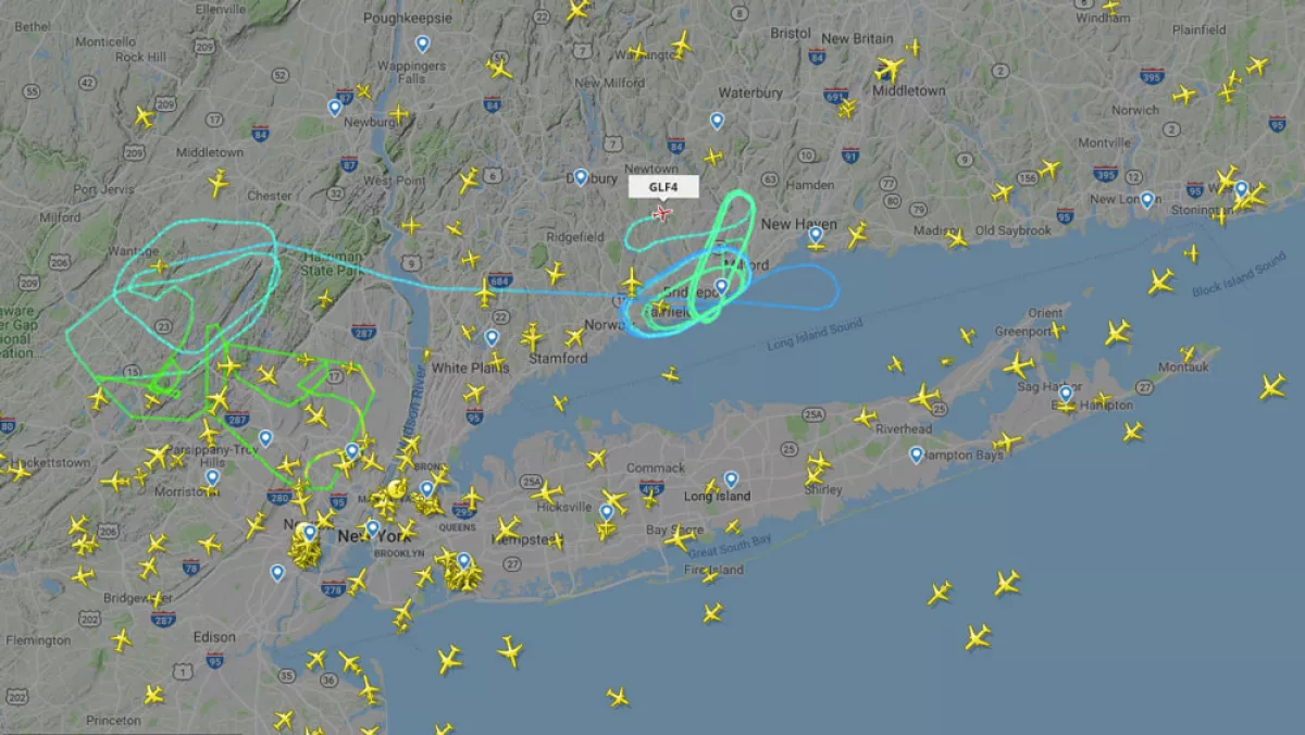 www.flightradar24.com