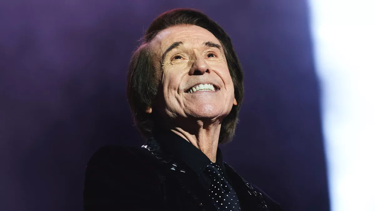 Raphael padece linfoma cerebral y cancela gira en Latinoamérica y EU