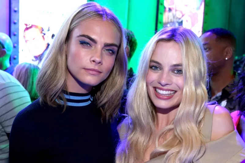 Cara-Delevingne-Margot-Robbie