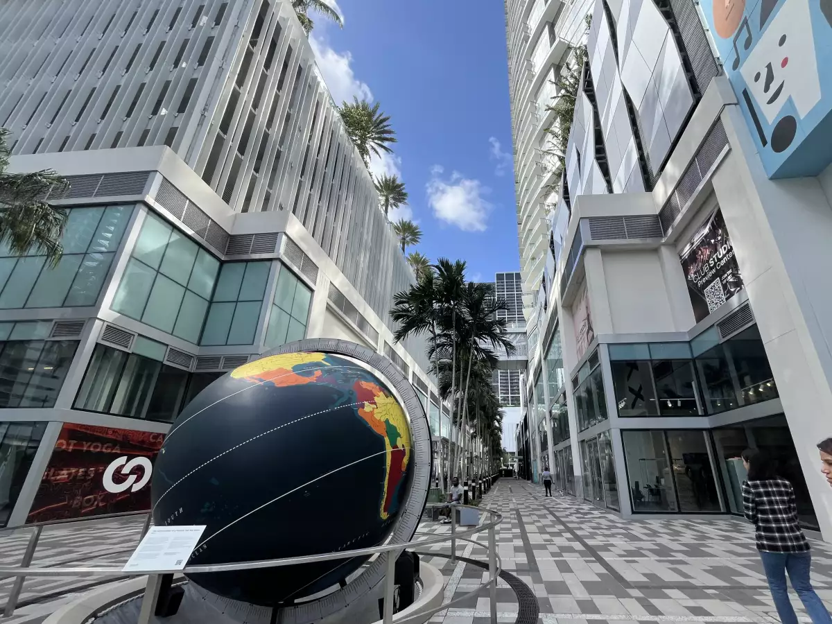 Miami World Center: de zona peligrosa a epicentro de lujo y conectividad