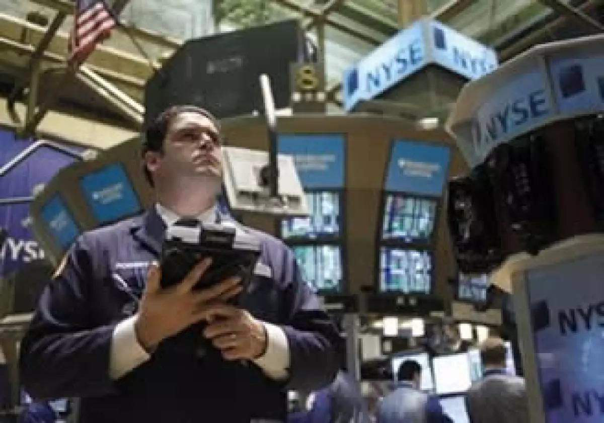 Las expectativas del pronto fin de la recesión en EU generan optimismo en los mercados. (Foto: AP)