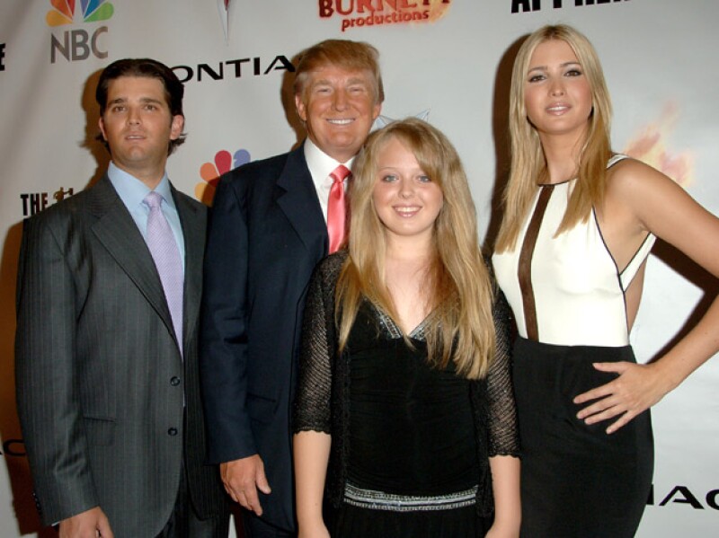 En esta imagen del 2006 se puede apreciar a Donald Trump con sus hijos Donald Jr, Tiffany e Ivanka.