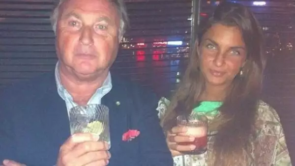 Elettra con su papá, el empresario Tonino Lamborghini, hijo del fundador de la automotriz.