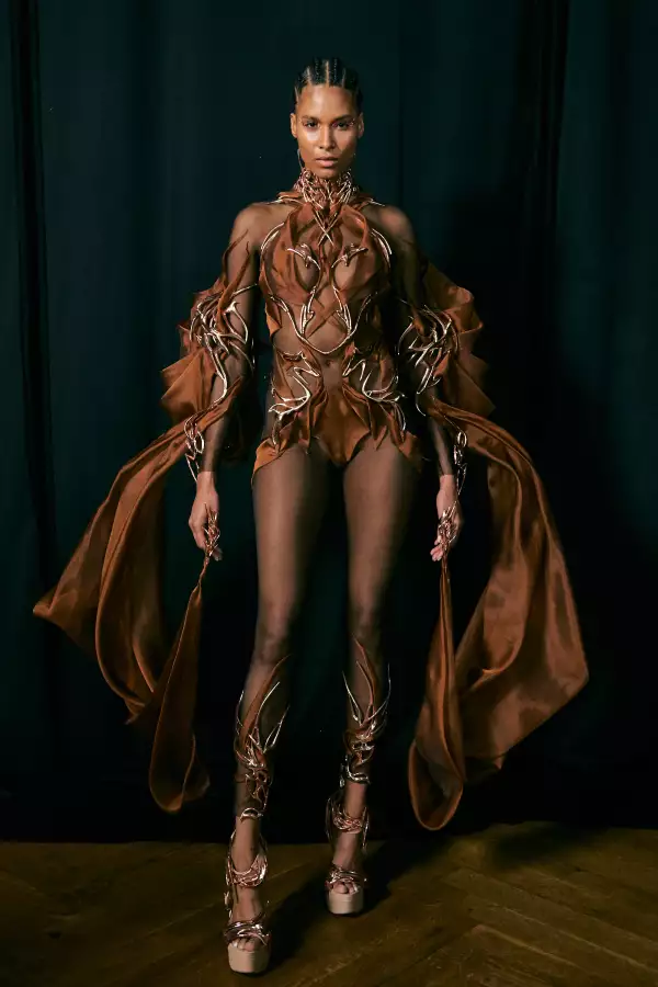 magnum iris van herpen vestido vegano cacao