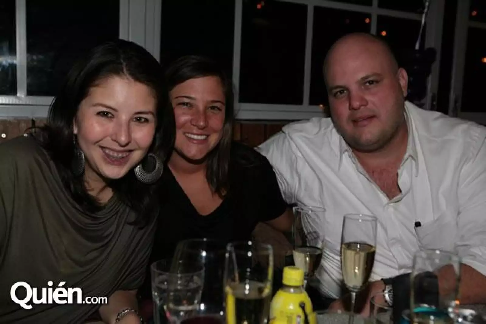 Vanessa Martinez,Laura Vieco,Patricio Cauvet