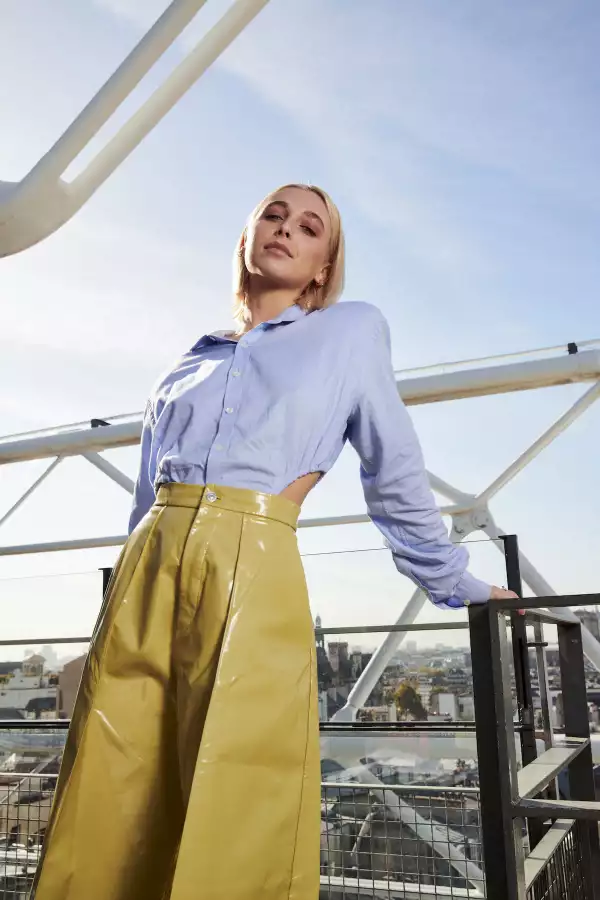 emma-chamberlain.jpg