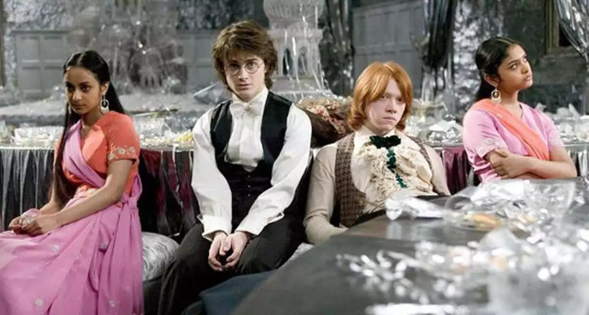 Ella es Afshan Azad, pero seguramente la recuerdas mejor como una de las gemelas que Harry y Ron llevaron al Yule Ball. Sin embargo, la actriz de Bangladesh ya no se ve como en la pantalla grande.