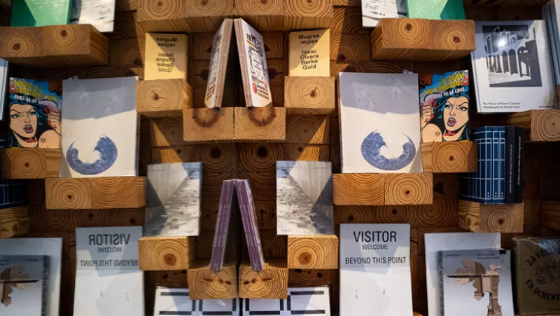 papel-letras-casa-bosques