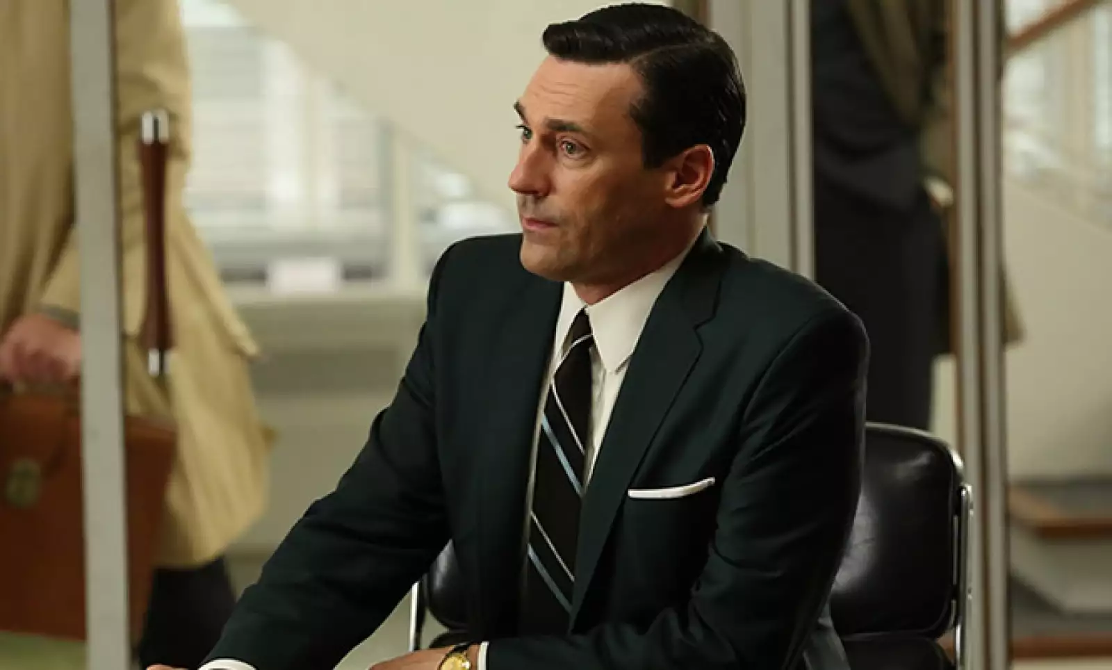 El personaje de Jon Hamm trajo de vuelta el ‘look’ impecable con trajes clásicos y camisas blancas.