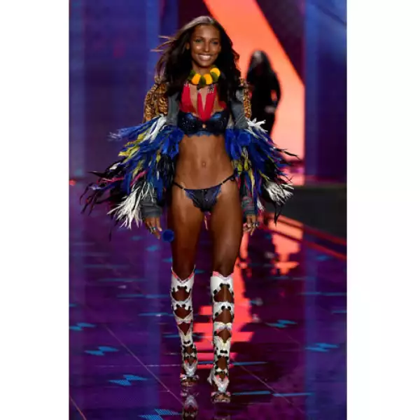 2014 Victoria's Secret Fashion Show (Getty Images)