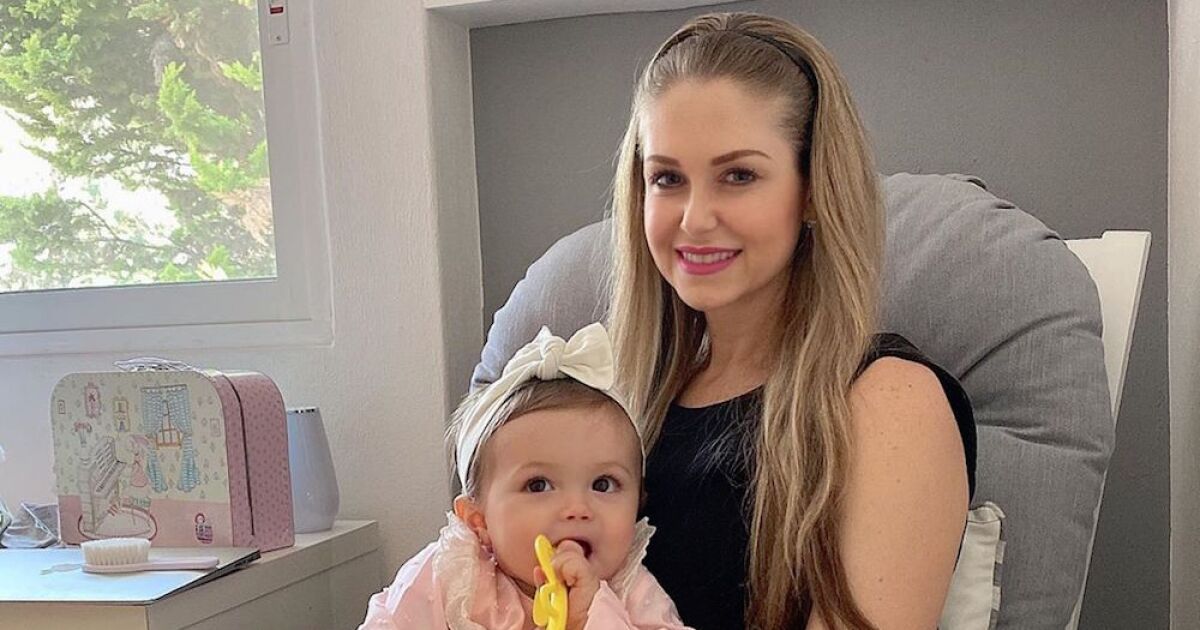 Ingrid Martz Derrite Las Redes Al Presumir Que Su Bebe Ya Sabe Mandar Besos La propia ingrid martz utilizaba las redes sociales para anunciarlo y presentar oficialmente al bebe que viene en camino. ingrid martz derrite las redes al