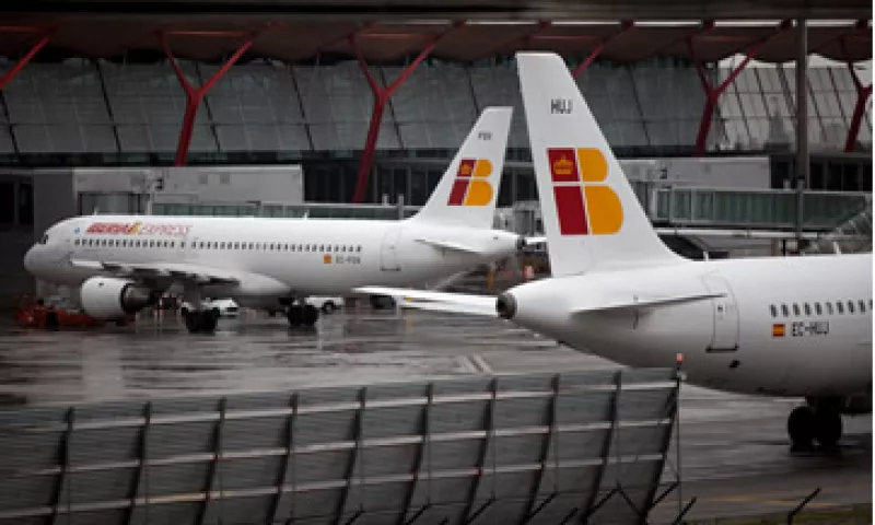 Iberia planea además de despidos, el abandono de rutas estratégicas y la retirada de 25 aeronaves. (Foto: Getty Images)