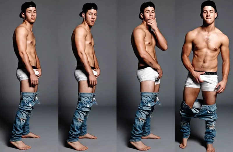El cantante de 22 años aparecerá en la portada de la revista estadounidense ‘Flaunt’ posando sin camisa y presumiendo sus manos inquietas en sugerentes y sexys fotografías.