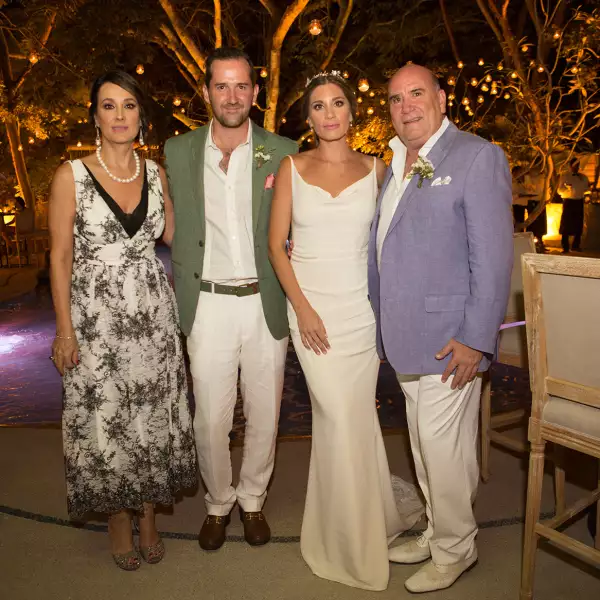 Boda civil de Lorena Véjar y José Ángel de la Garza