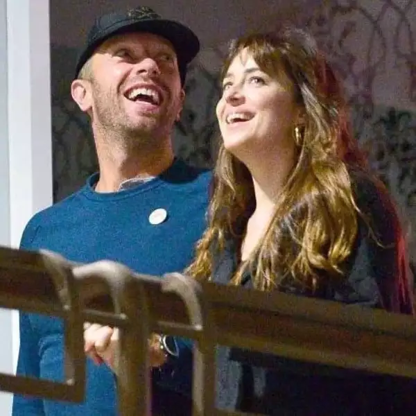Dakota Johnson y Chris Martin