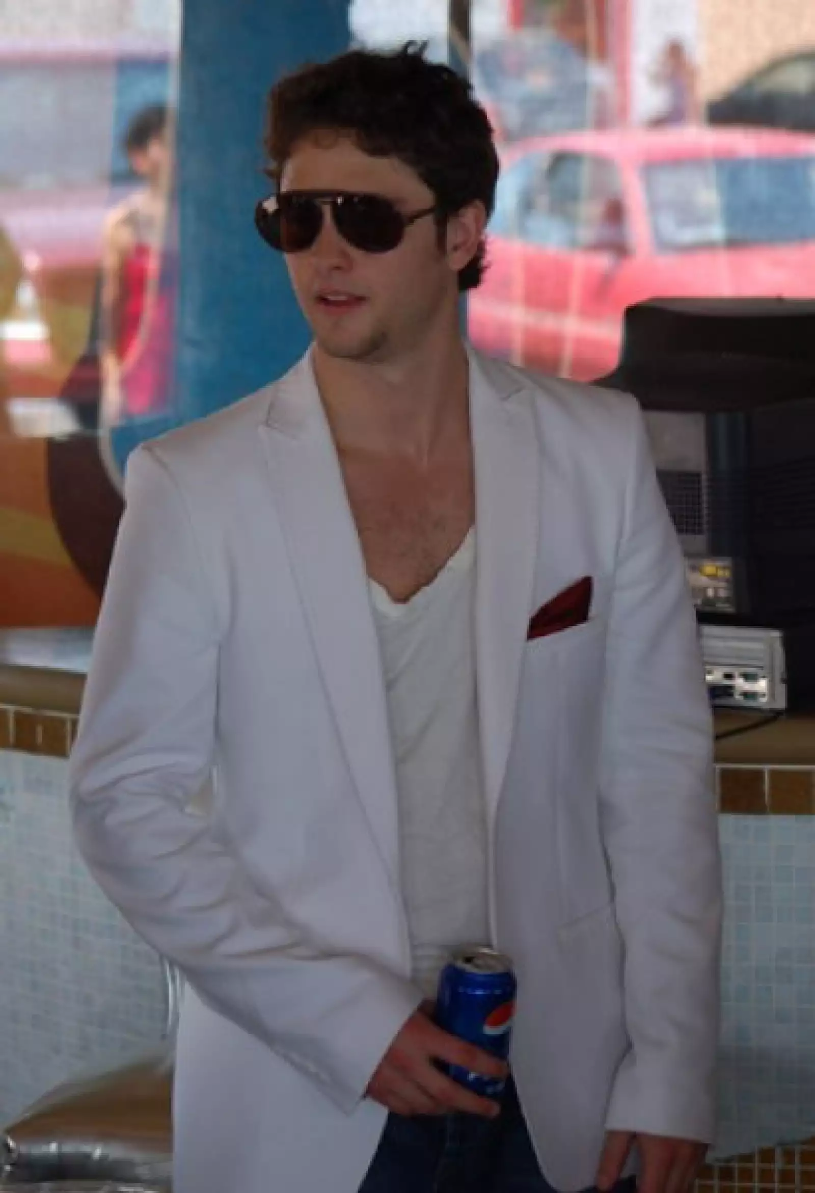 Las escenas se grabaron en Tlacotlalpan y cantará en el bar Bikinis.